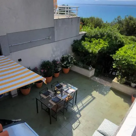 Duplex Cap Apartment
